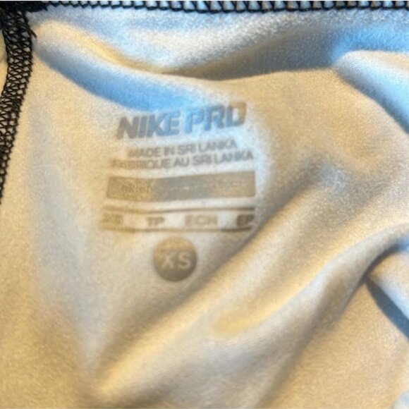 Nike Pro XS Printed Compression Leggings Black/Yellow Geometric Design - Picture 4 of 5